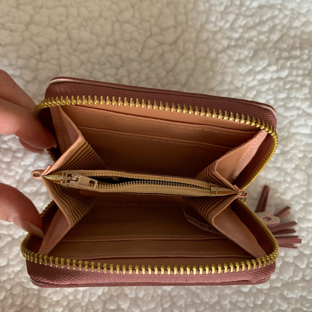Card Wallet - Picture 5 of 10